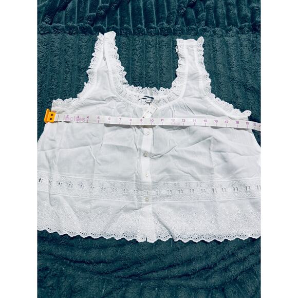 NWT Madewell Embroidered Ruffle Trim
Sleeveless Top White Lightweight - Picture 8 of 10